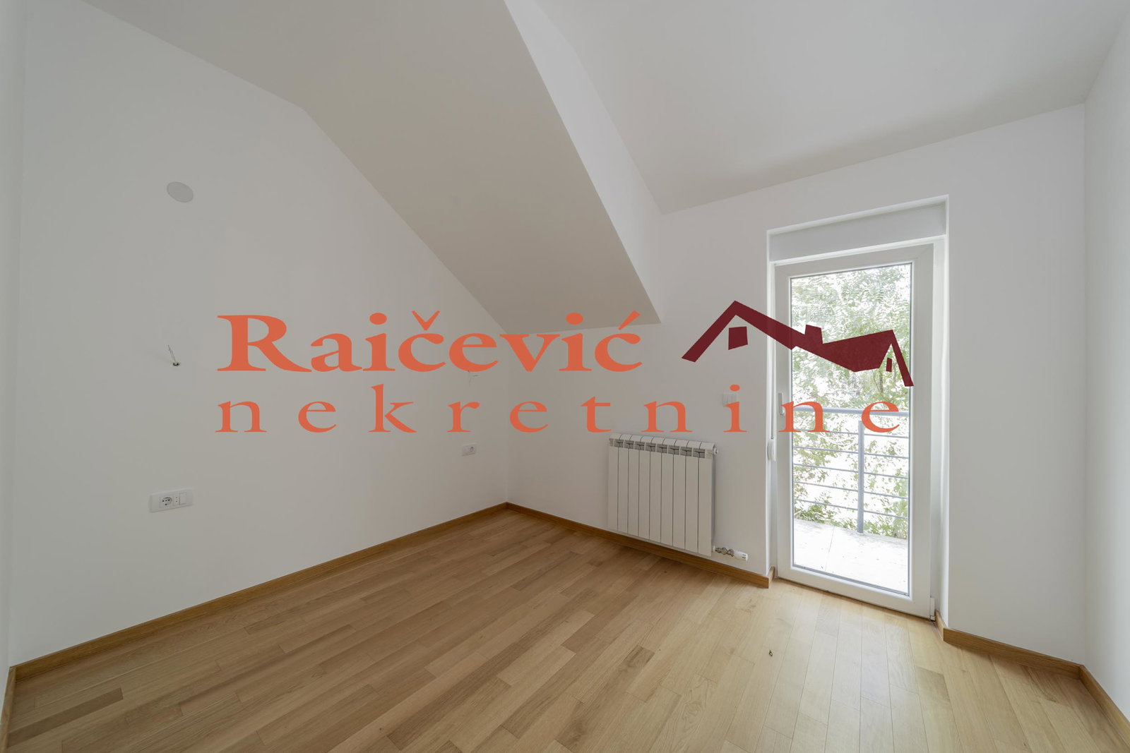 151002 Trosoban stan na prodaju, Kaluđerica, Beograd, 80m², 137.000 €