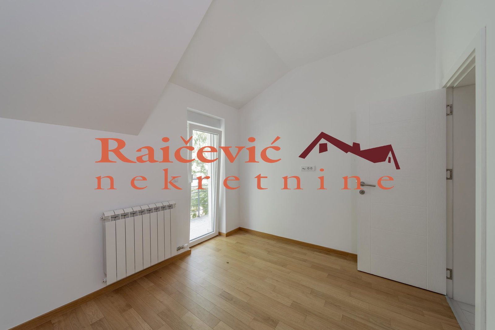 151003 Trosoban stan na prodaju, Kaluđerica, Beograd, 80m², 137.000 €