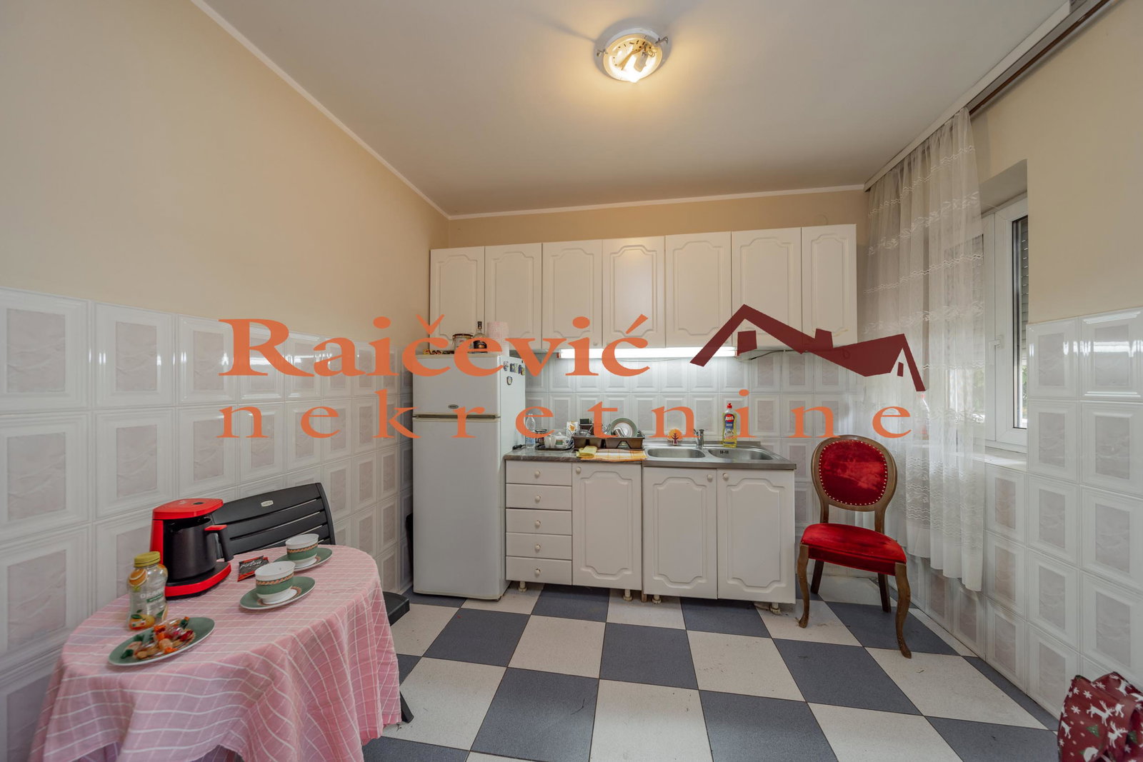 Stan Prodaja Beograd Medaković 3 127 m2