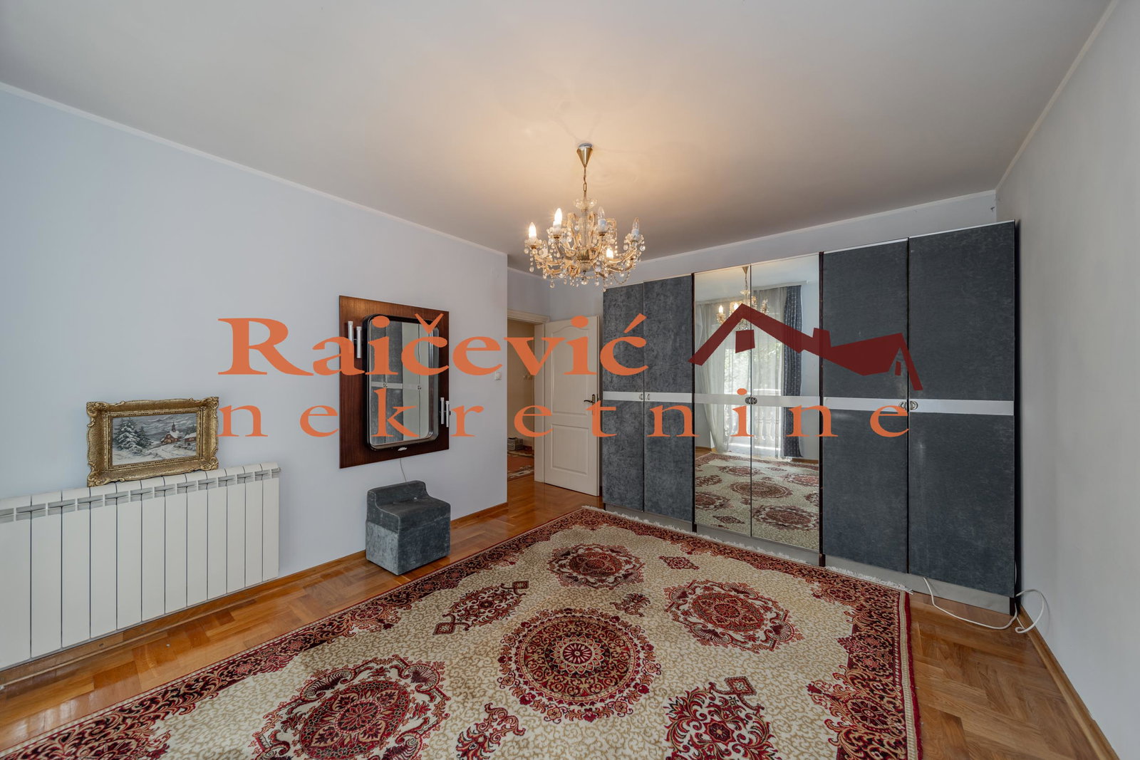 Trosoban stan na prodaju, Medaković 3, Beograd, 127m², 329.900 €