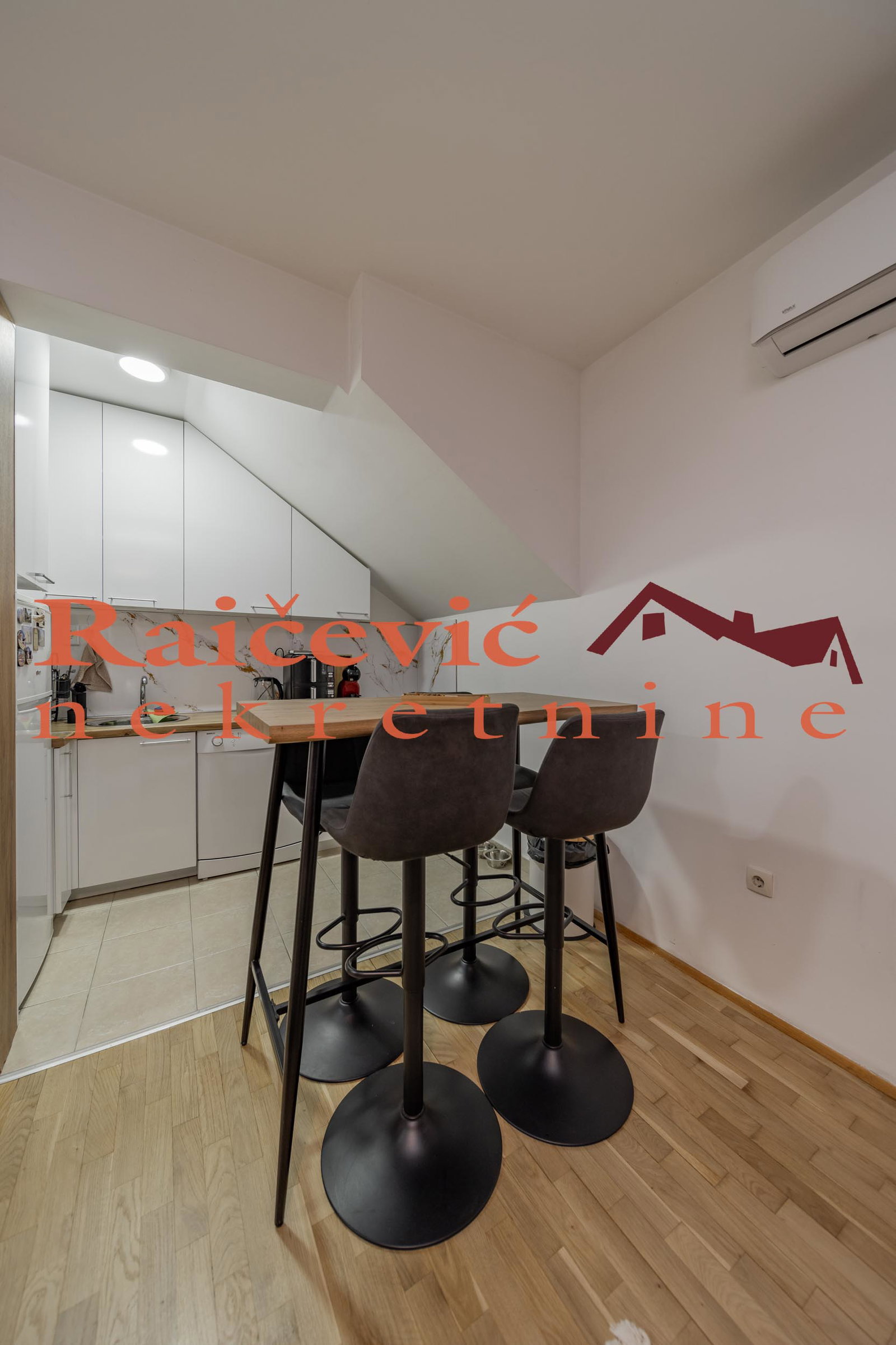Stan Prodaja Beograd Stan Prodaja Beograd Vojvode Vlahovića 103 m2