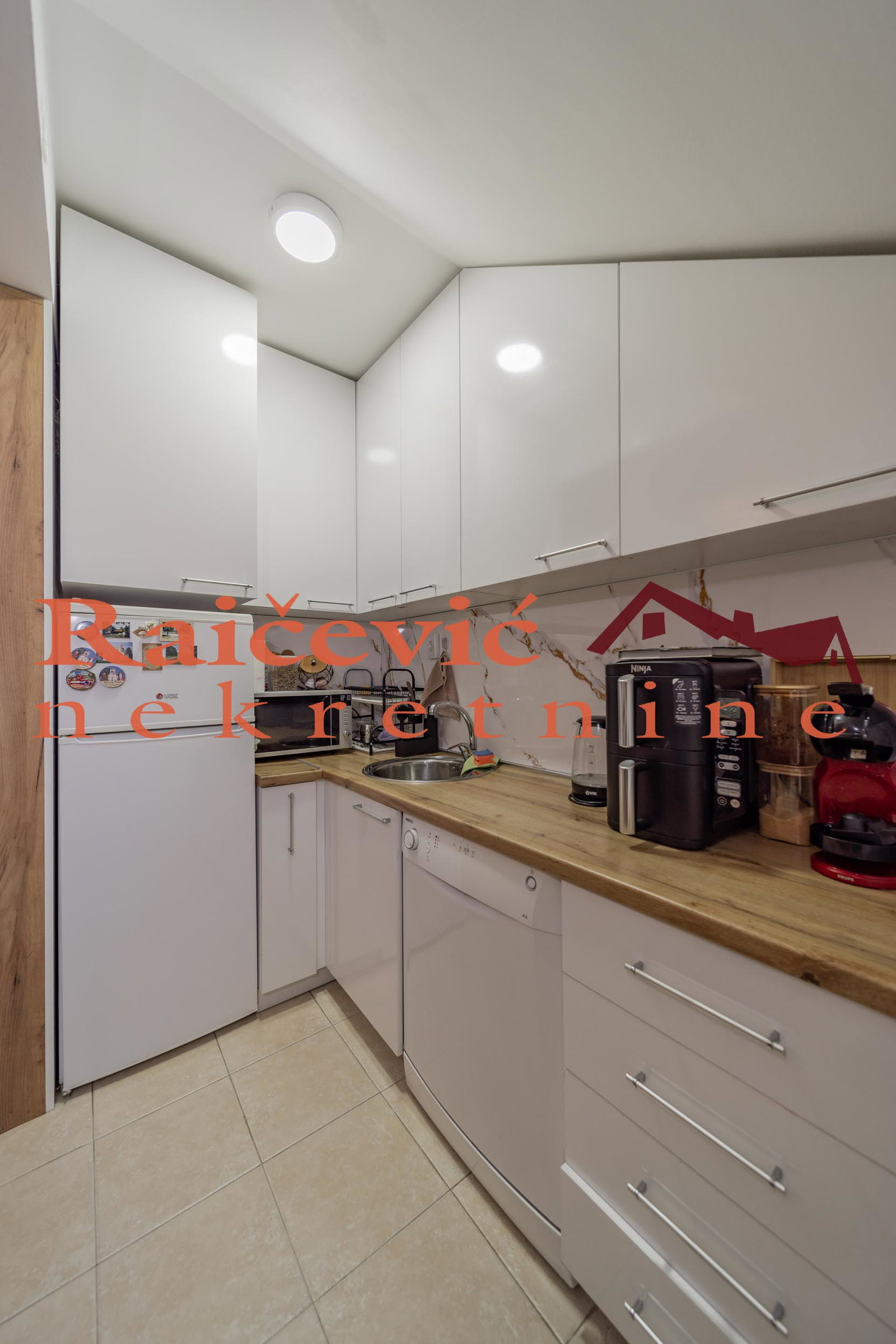 Stan Prodaja Beograd Stan Prodaja Beograd Vojvode Vlahovića 103 m2