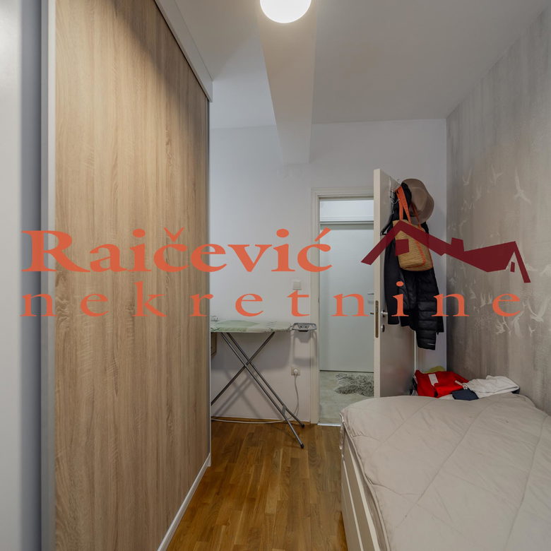 Dvosoban stan na prodaju, Vojvode Vlahovića, Beograd, 103m², 130.000 €
