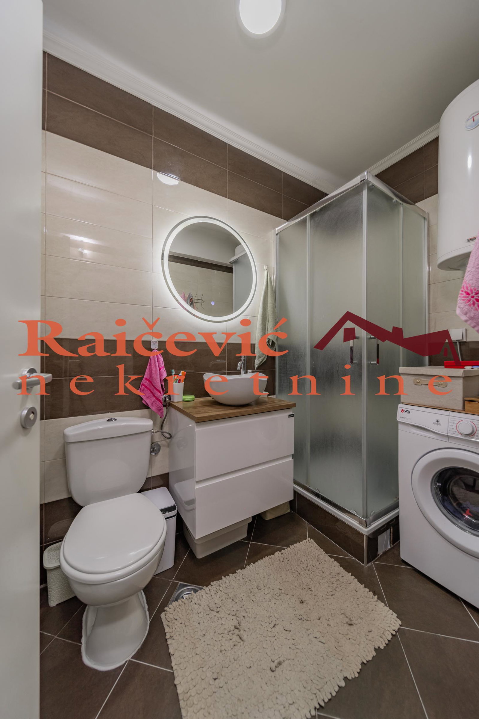 151098 Dvosoban stan na prodaju, Vojvode Vlahovića, Beograd, 103m², 130.000 €
