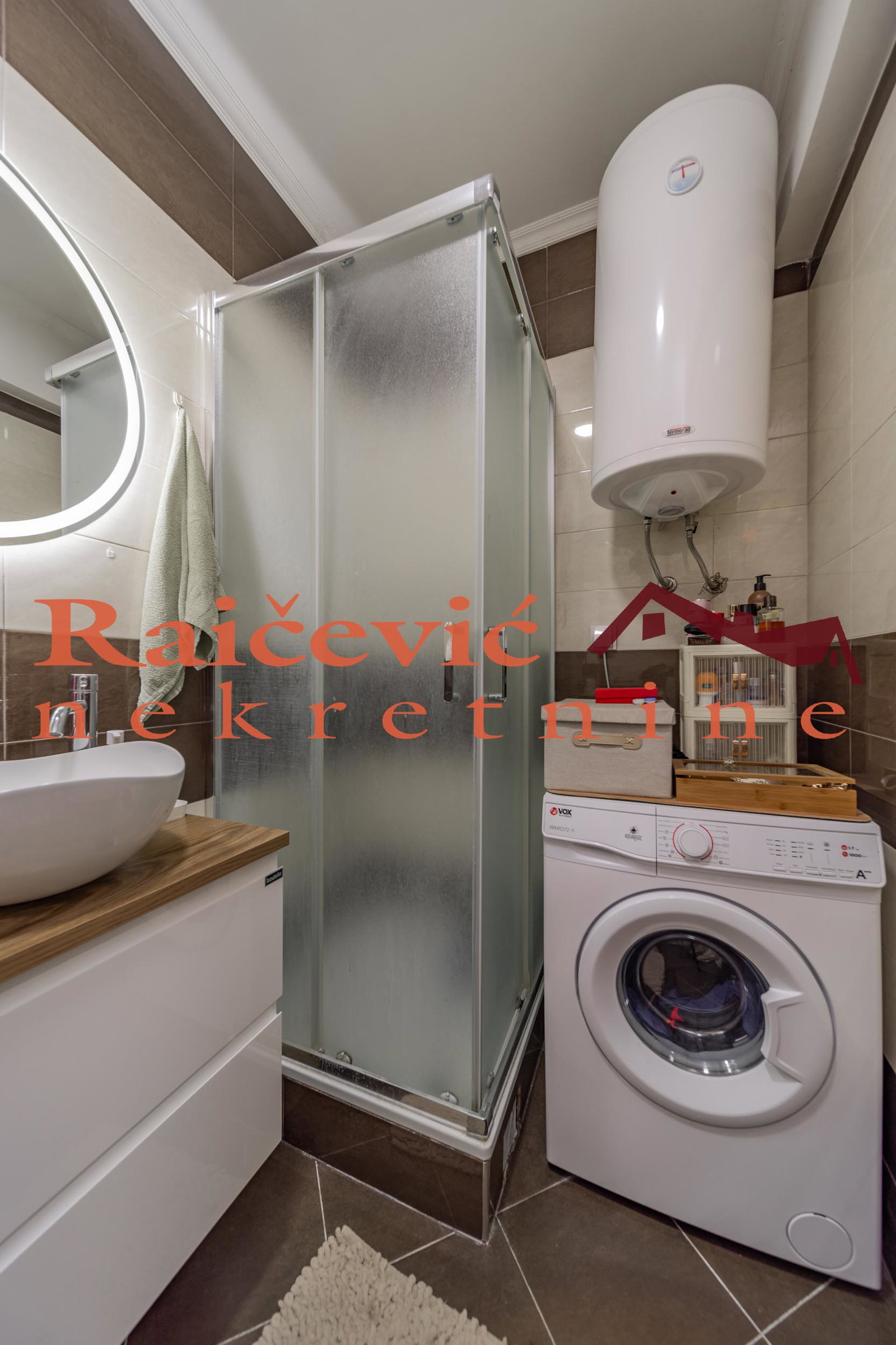 151099 Dvosoban stan na prodaju, Vojvode Vlahovića, Beograd, 103m², 130.000 €