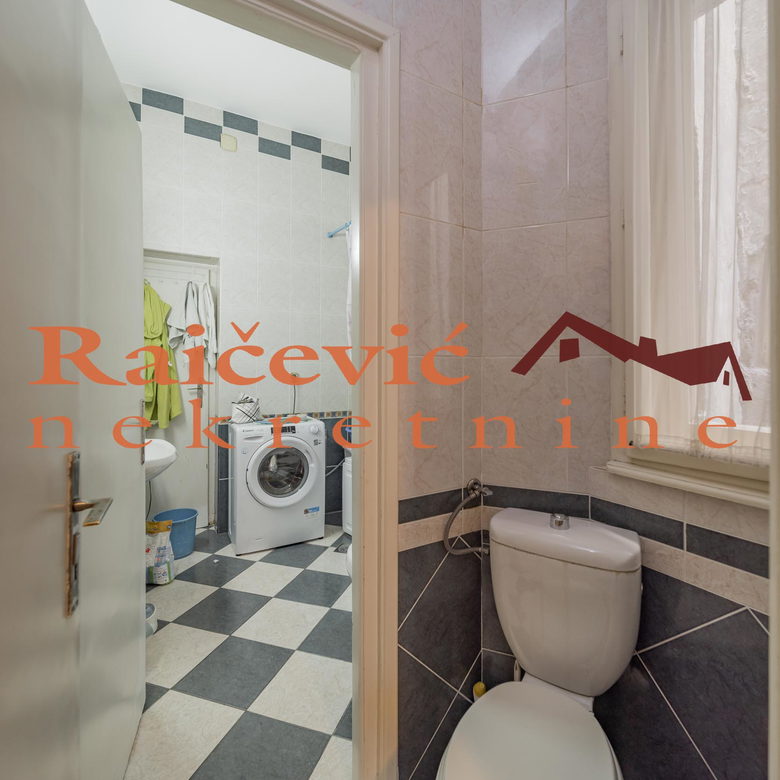 Četvorosoban stan na prodaju, Centar, Beograd, 115m², 749.000 €