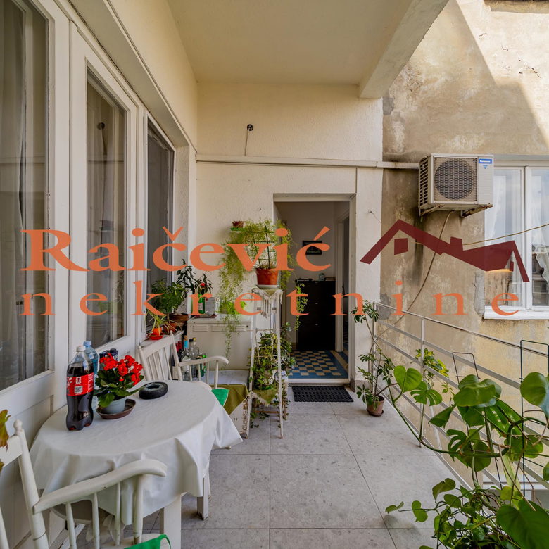 Četvorosoban stan na prodaju, Centar, Beograd, 115m², 749.000 €