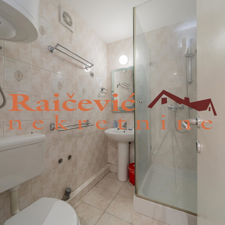 Dvosoban stan na prodaju, Blok 28, Beograd, 55m², 179.000 €