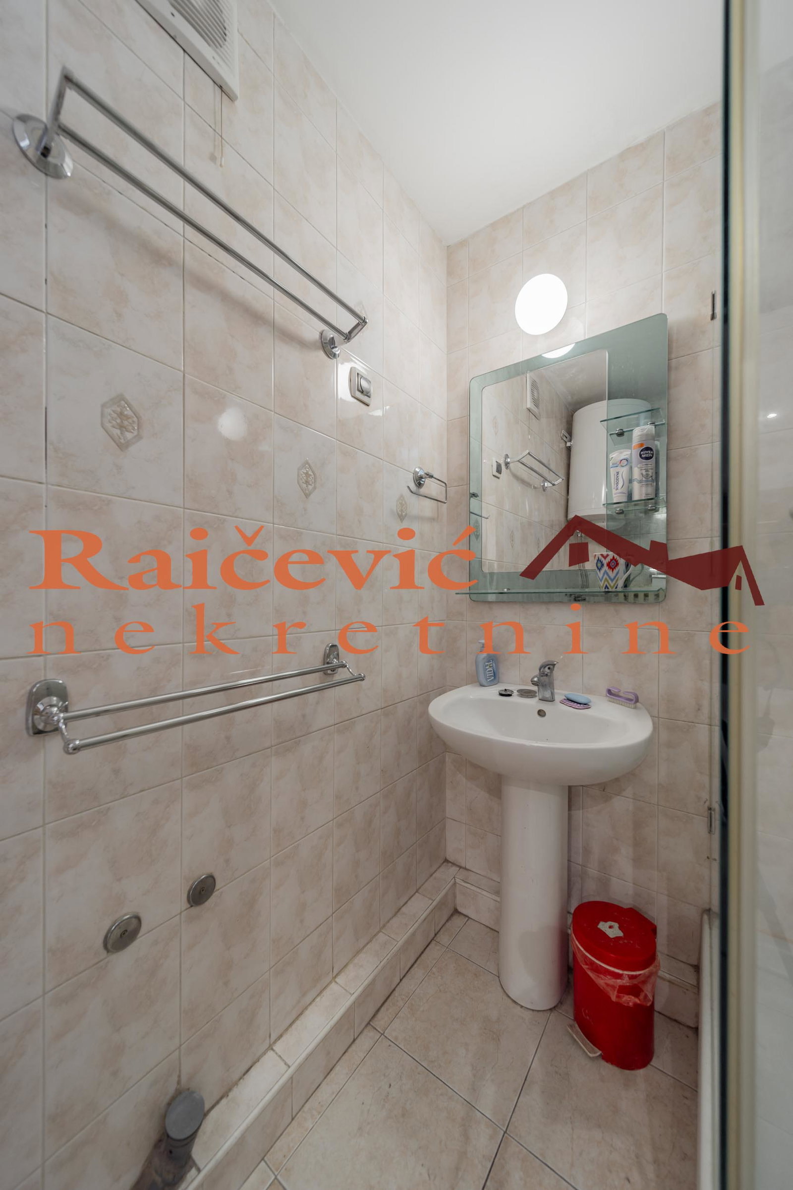 Dvosoban stan na prodaju, Blok 28, Beograd, 55m², 179.000 €