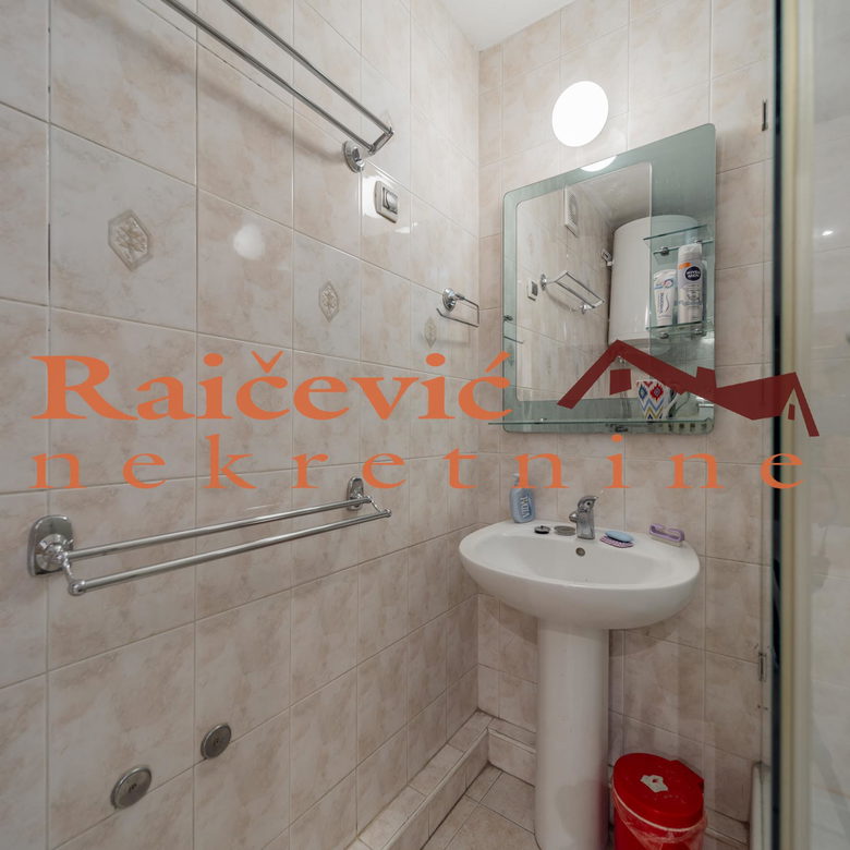 Dvosoban stan na prodaju, Blok 28, Beograd, 55m², 179.000 €