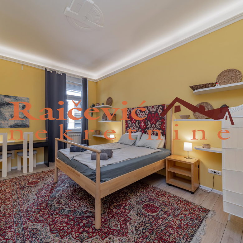 Četvorosoban stan na prodaju, Centar, Beograd, 82m², 440.000 €