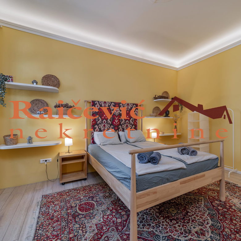 Četvorosoban stan na prodaju, Centar, Beograd, 82m², 440.000 €