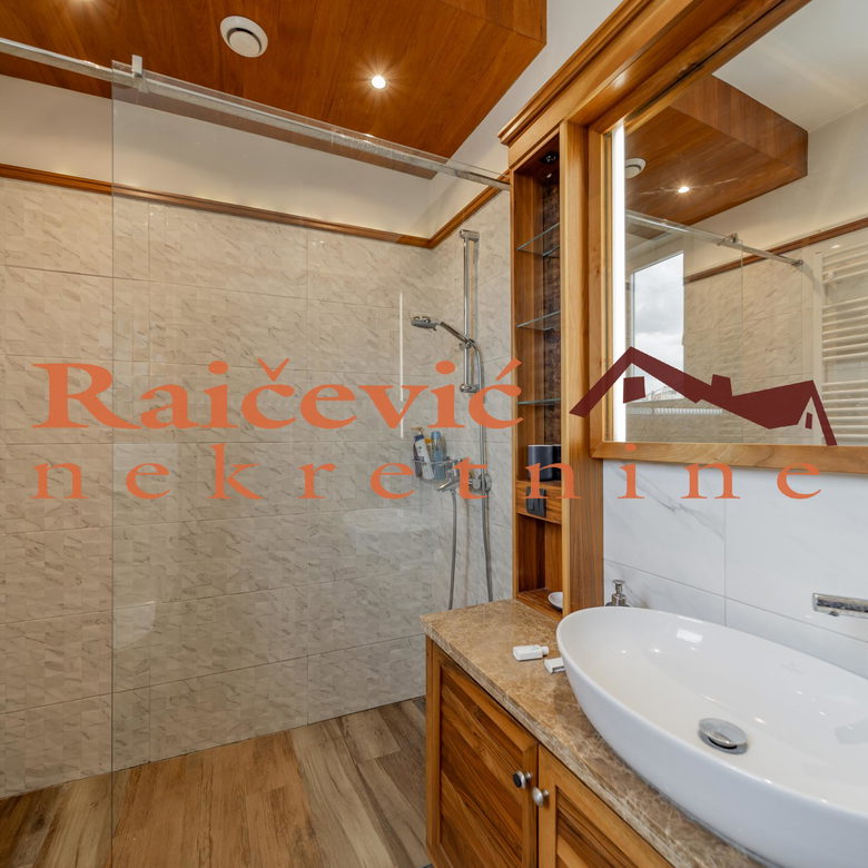 Stan na prodaju, Vračar, Beograd, 85m², 275.000 €