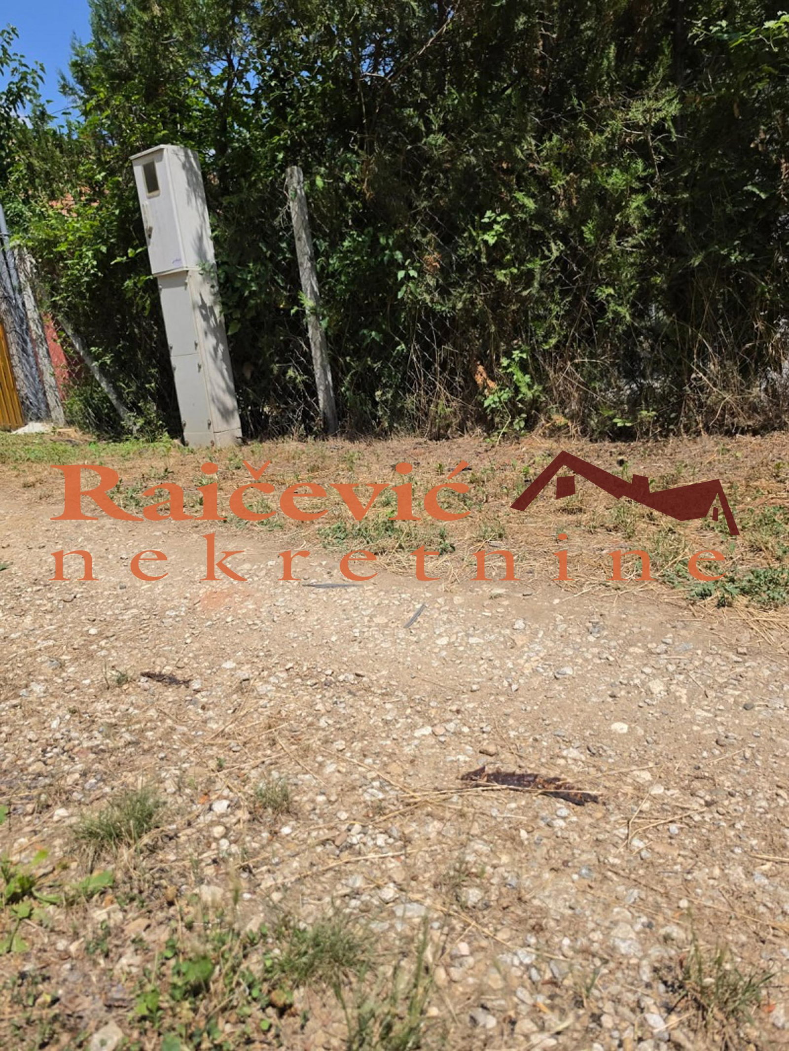 Plac Prodaja   14210 m2