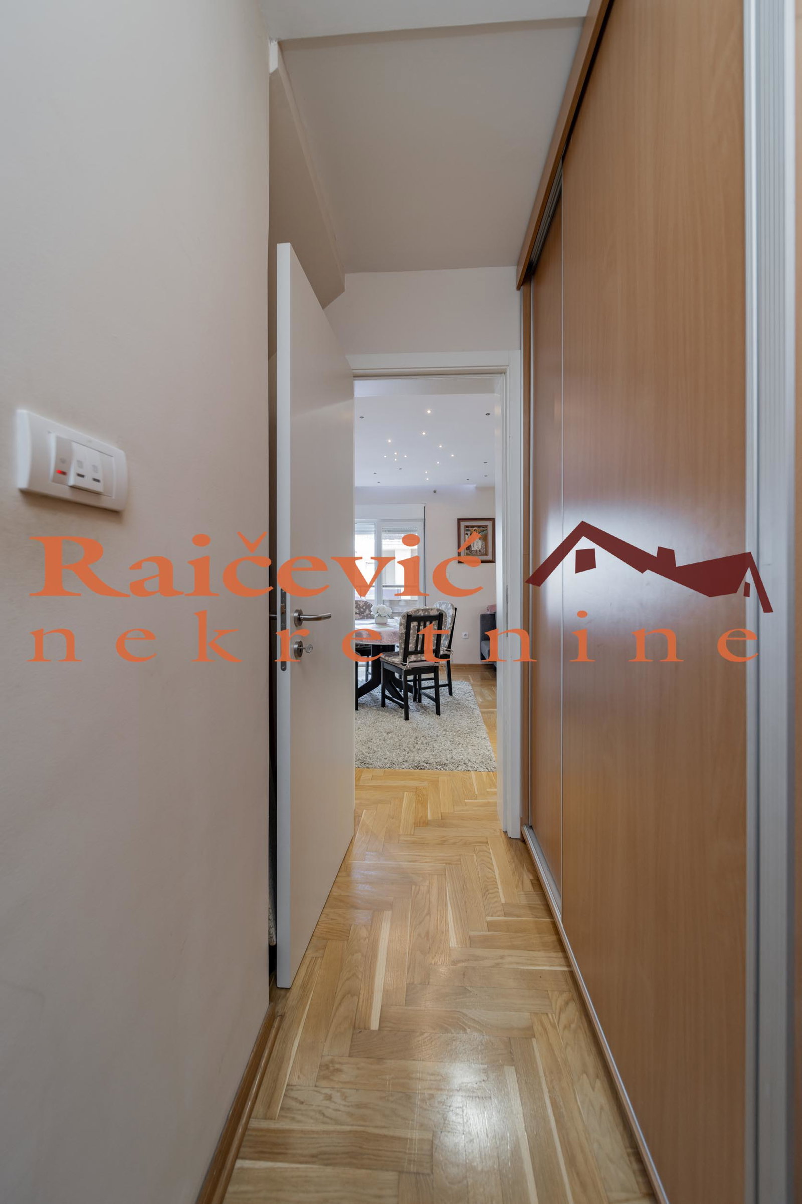 151395 Trosoban stan na prodaju, Gornji Grad, Beograd, 84m², 295.000 €