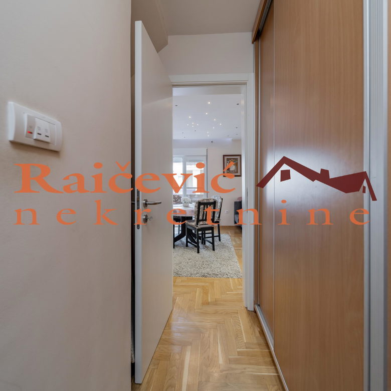 Trosoban stan na prodaju, Gornji Grad, Beograd, 84m², 295.000 €