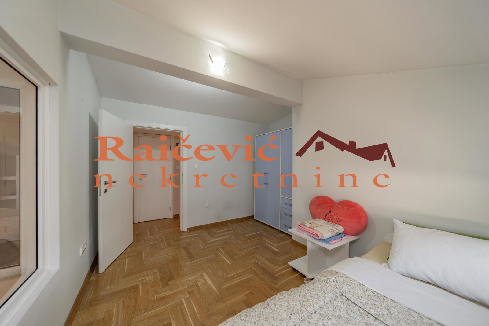 151400 Trosoban stan na prodaju, Gornji Grad, Beograd, 84m², 295.000 €