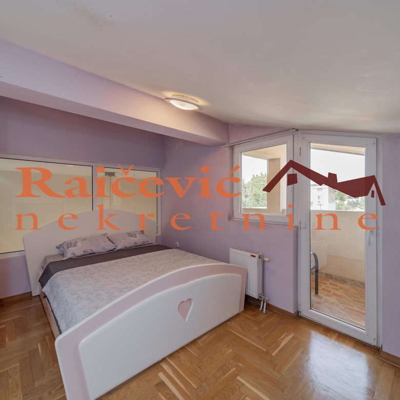 Trosoban stan na prodaju, Gornji Grad, Beograd, 84m², 295.000 €