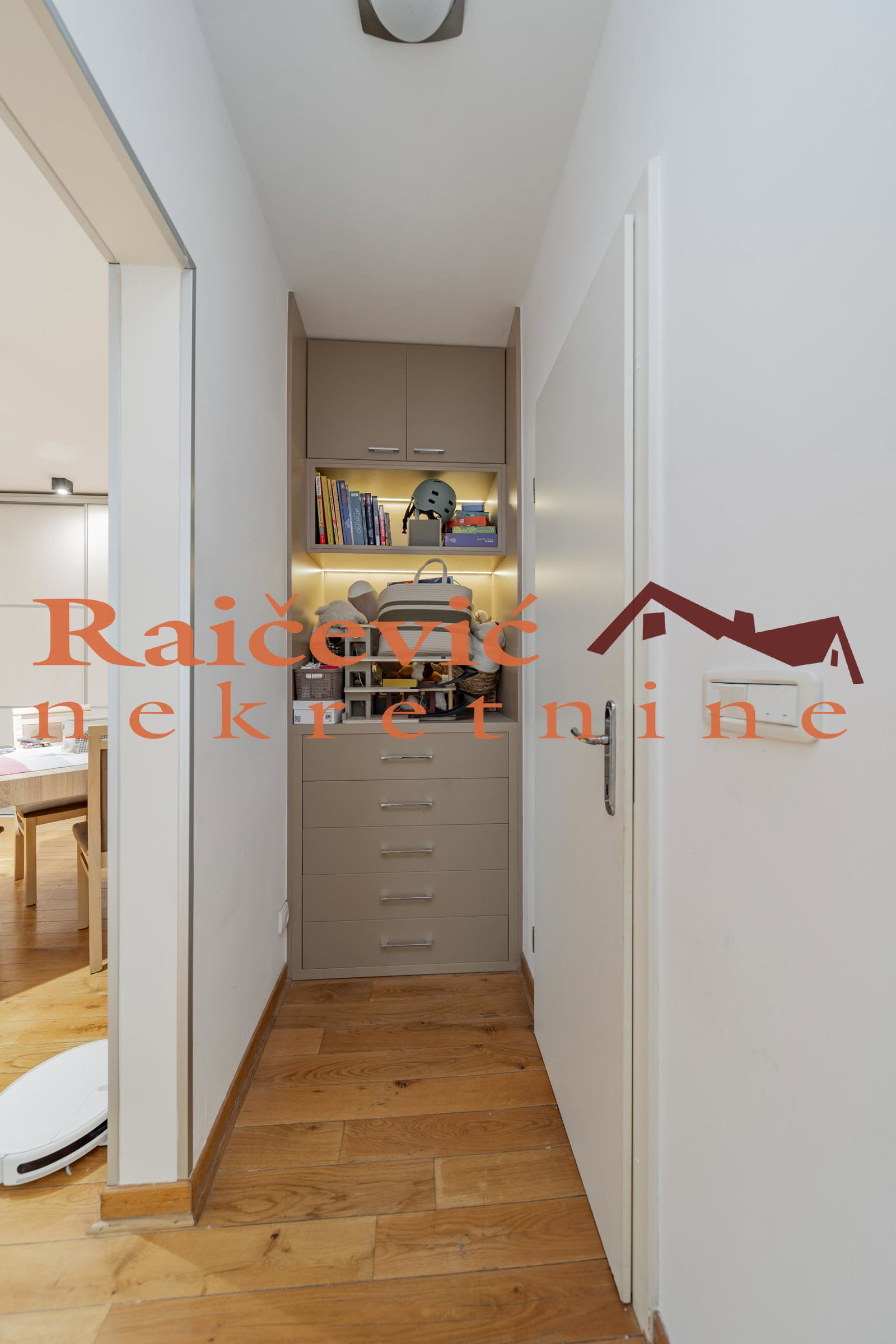 151415 Dvosoban stan na prodaju, Skojevsko Naselje, Beograd, 55m², 176.000 €