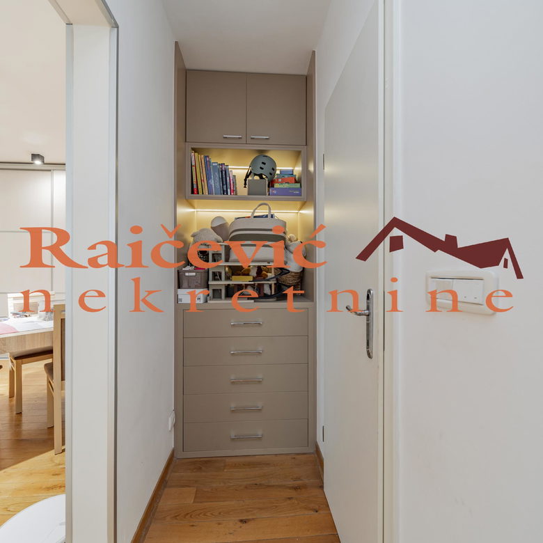 Dvosoban stan na prodaju, Skojevsko Naselje, Beograd, 55m², 176.000 €