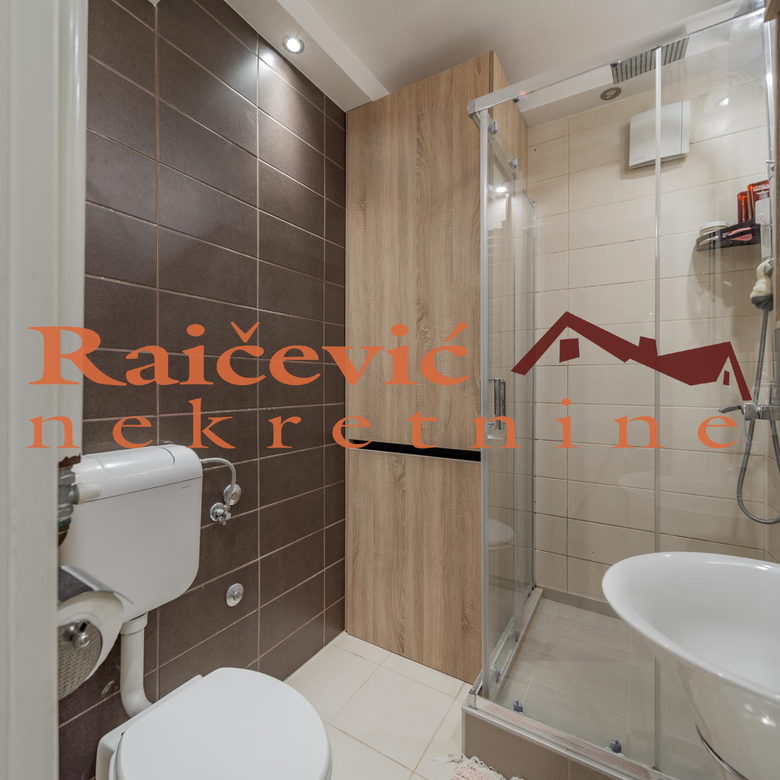 Dvosoban stan na prodaju, Skojevsko Naselje, Beograd, 55m², 176.000 €