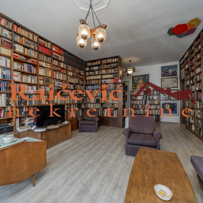 Četvorosoban stan na prodaju, Centar, Beograd, 139m², 620.000 €