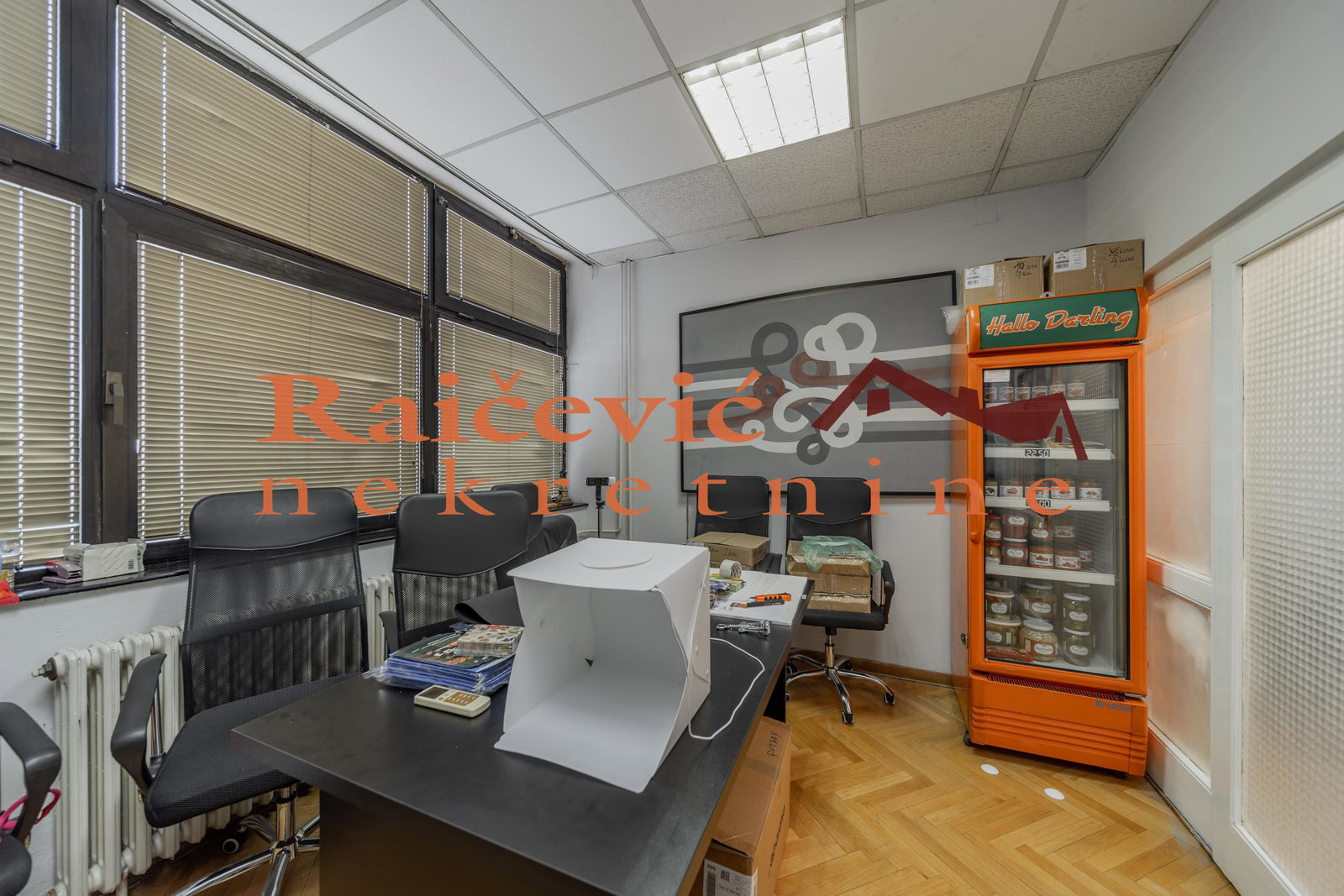 151499 Lokal za izdavanje, Banovo Brdo, Beograd, 315m², 2.950 €/mes