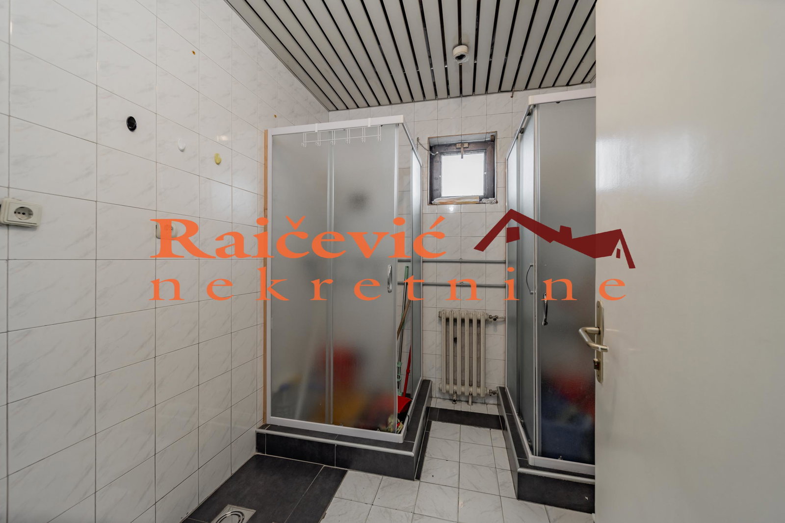 151518 Lokal za izdavanje, Banovo Brdo, Beograd, 273m², 2.300 €/mes