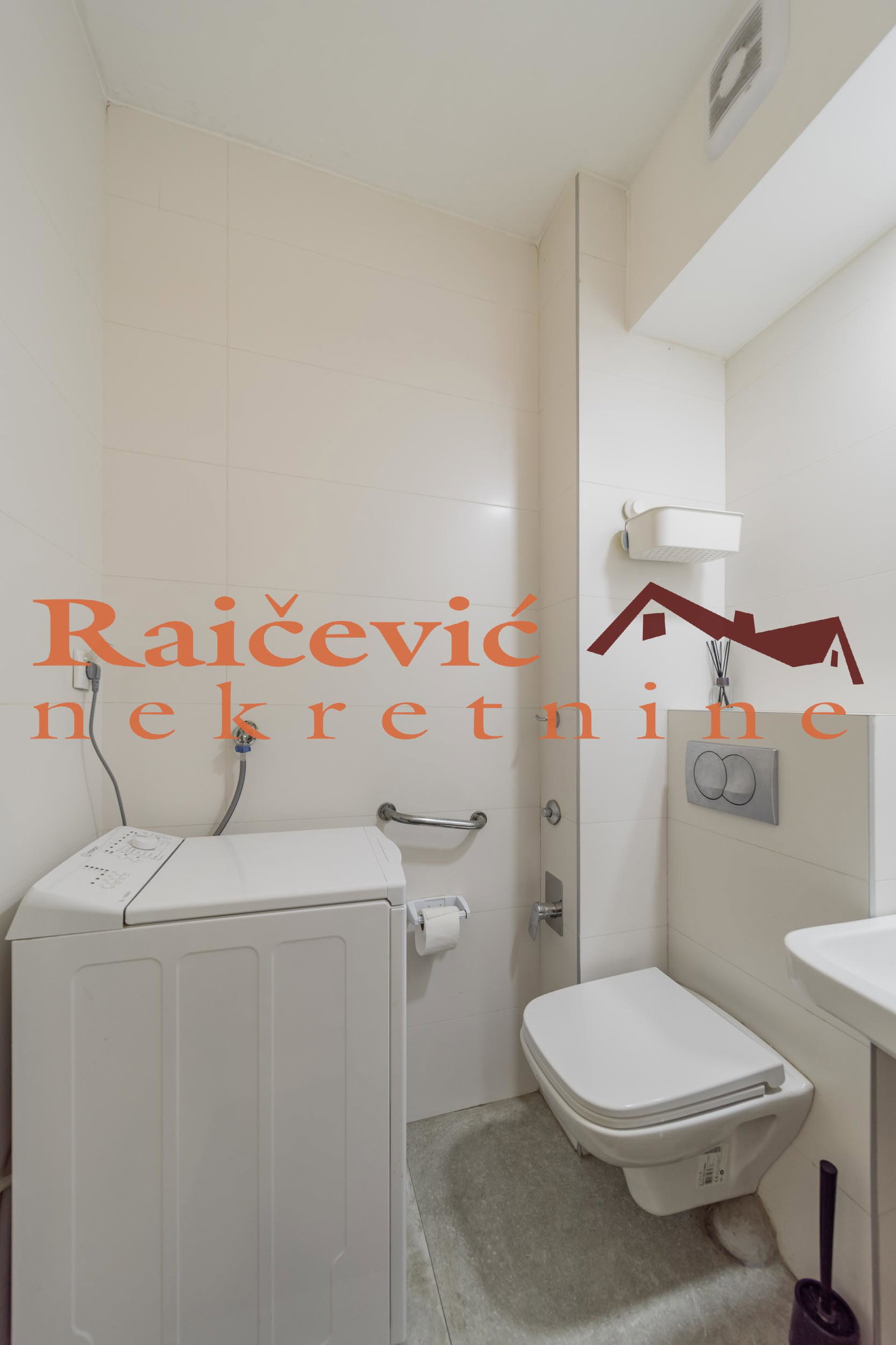 151631 Dvosoban stan na prodaju, Kumodraž, Beograd, 55m², 155.000 €
