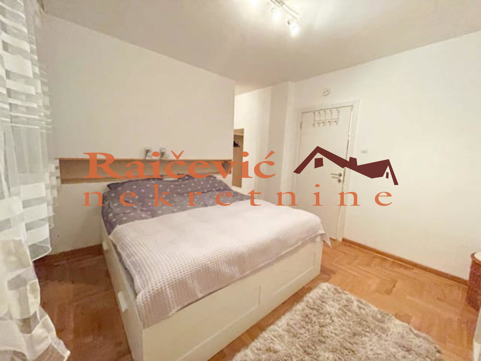Stan Prodaja Beograd Stan Prodaja Beograd Hram Svetog Save 62 m2
