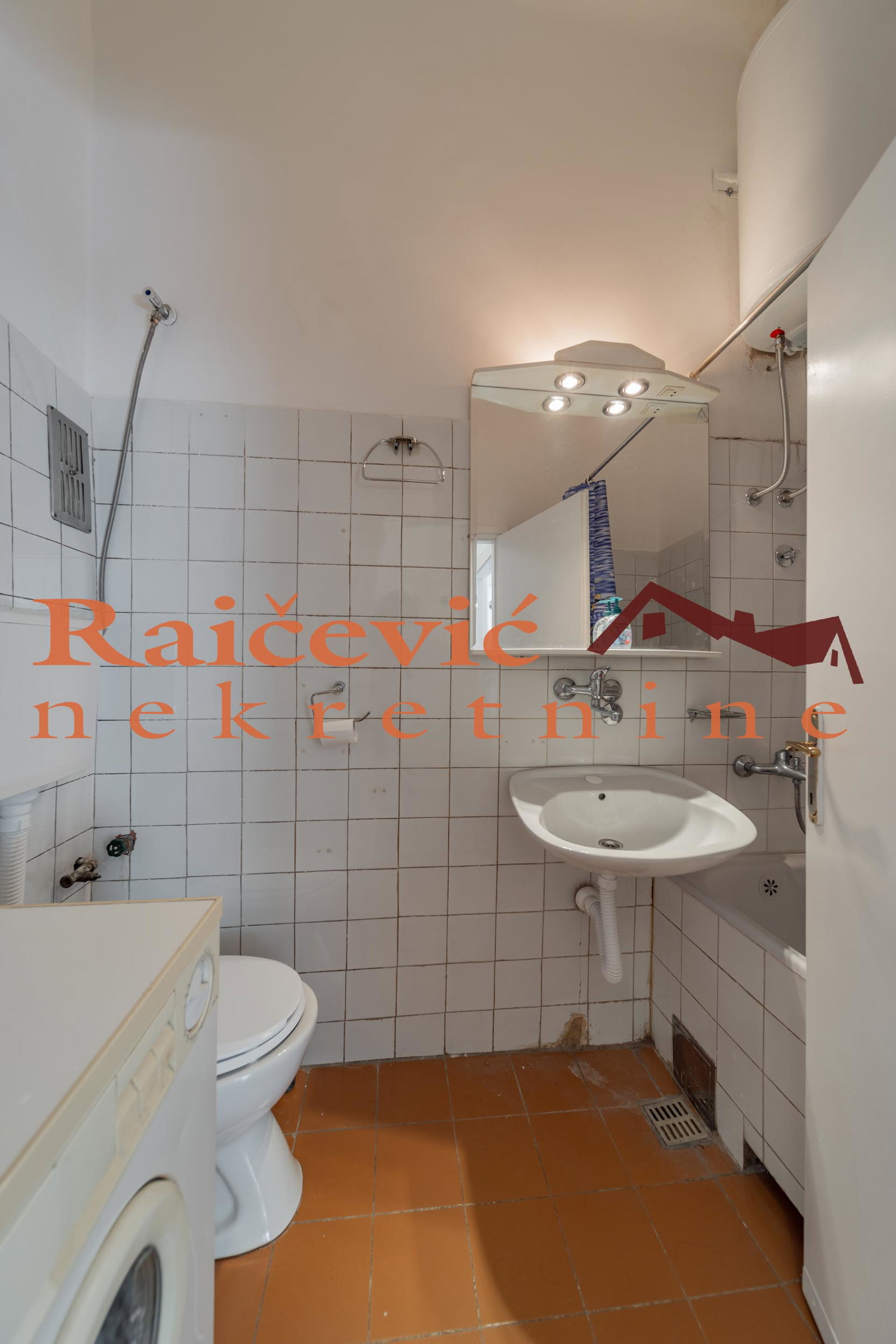 151719 Jednosoban stan za izdavanje, Beograd, 44m², 500 €/mes