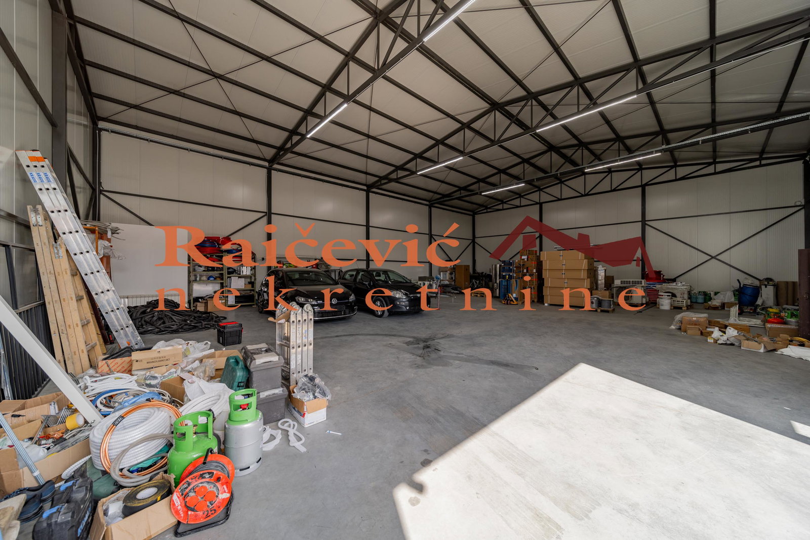 Lokal Izdavanje Beograd Lokal Izdavanje Beograd Borča 310 m2
