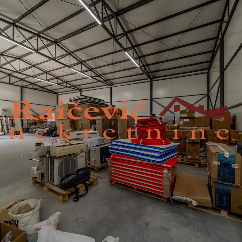 Lokal Izdavanje Beograd Borča 310 m2