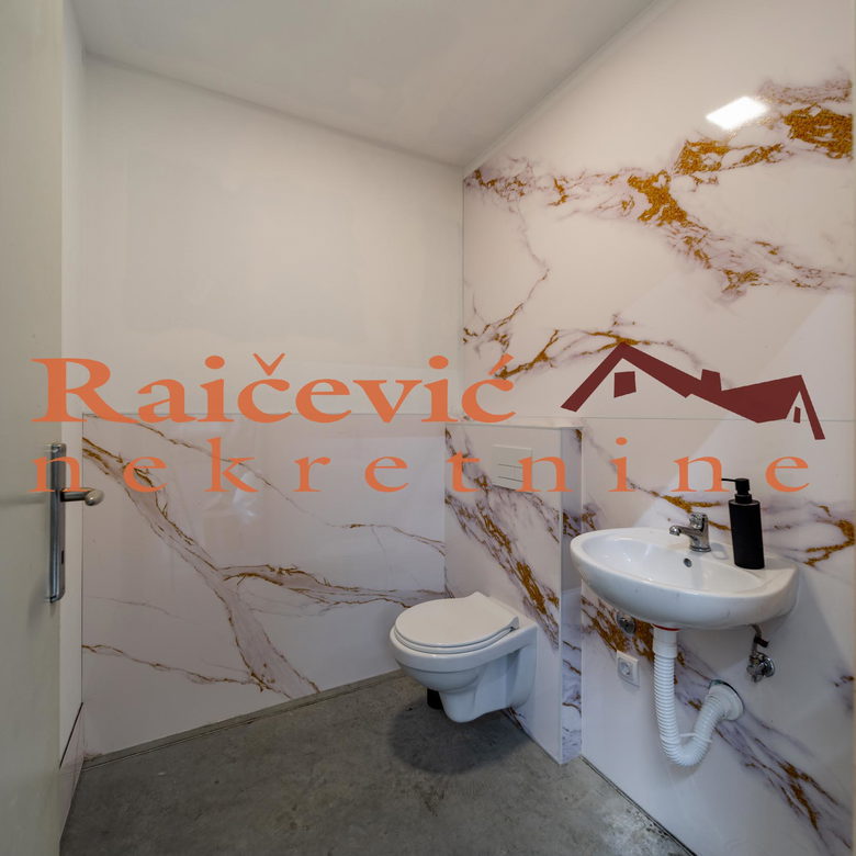 Lokal za izdavanje, Borča, Beograd, 310m², 2.200 €/mes