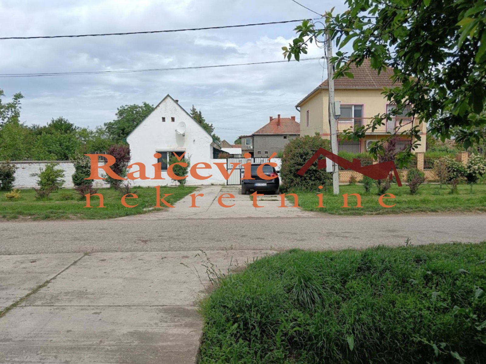 Kuća Prodaja   240 m2