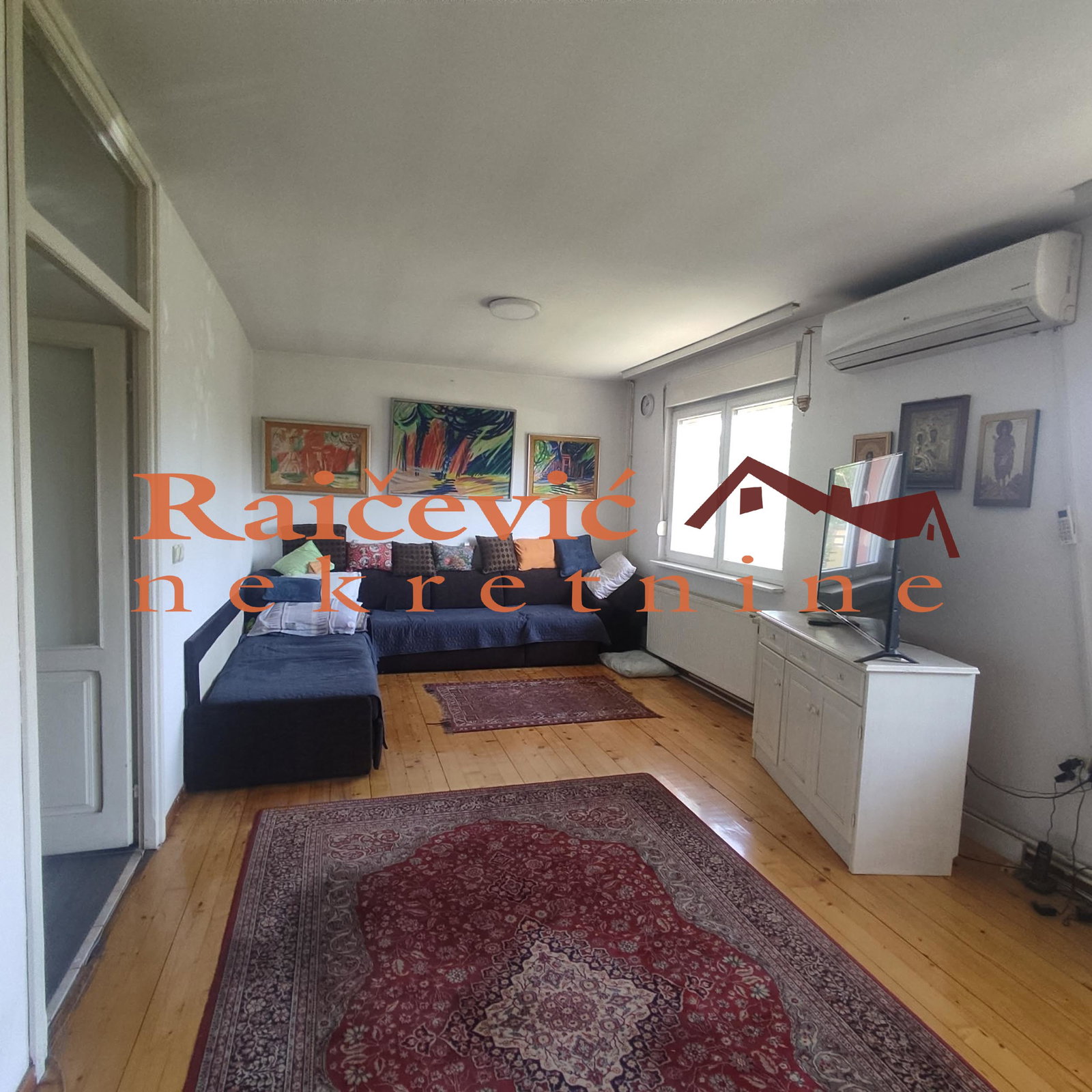 Kuća Prodaja   240 m2