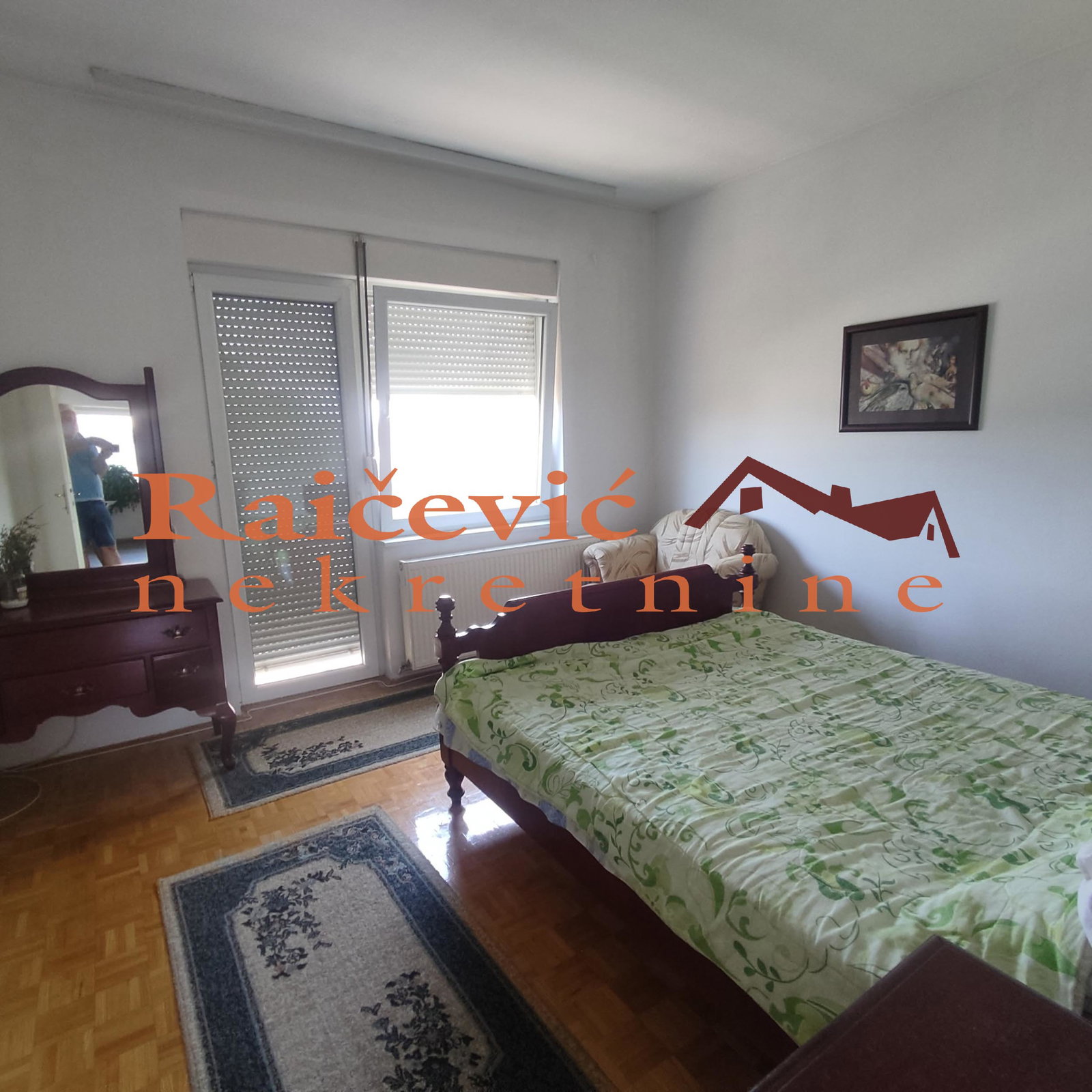 Kuća Prodaja   240 m2