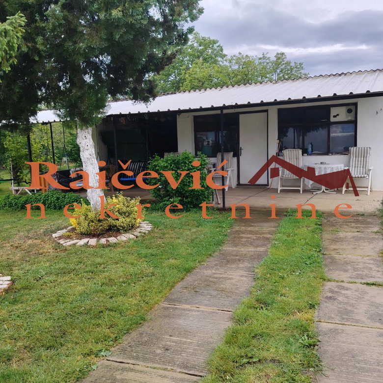 Kuća na prodaju, Baranda, 240m², 165.000 €