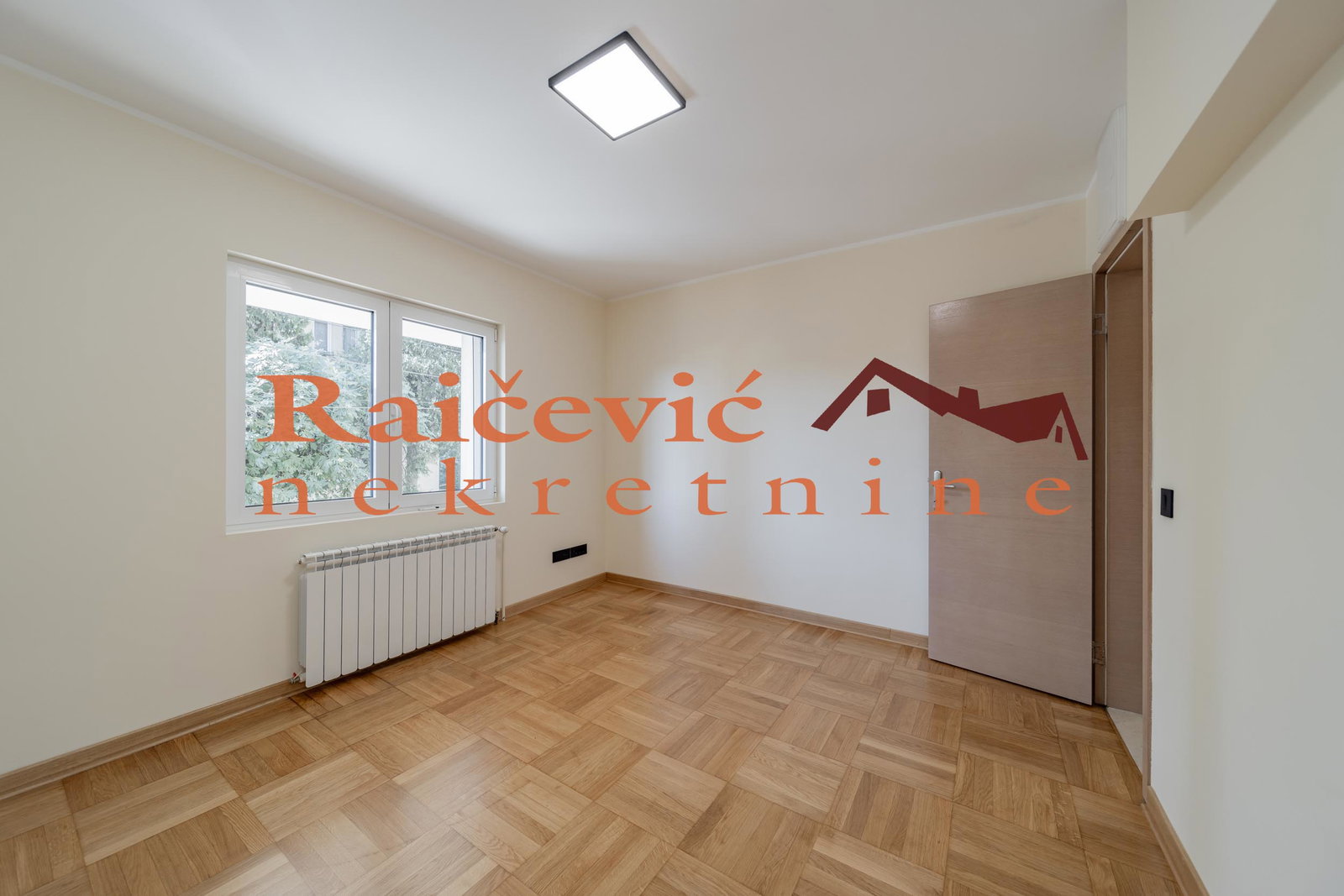 151826 Petosoban stan na prodaju, Voždovac, Beograd, 123m², 381.300 €