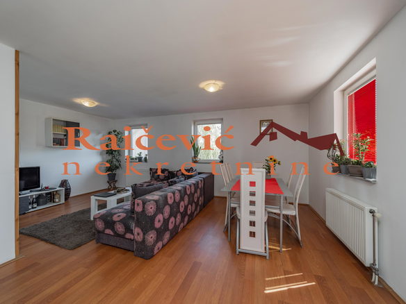 Kuća Prodaja Beograd Resnik 260 m2