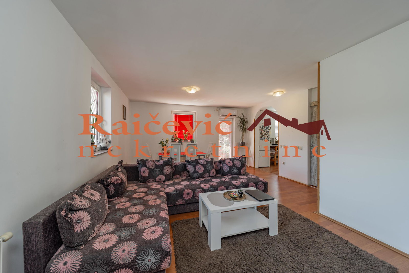 Kuća Prodaja Beograd Kuća Prodaja Beograd Resnik 260 m2