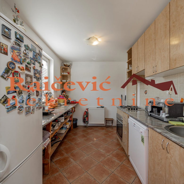 Kuća Prodaja Beograd Resnik 260 m2