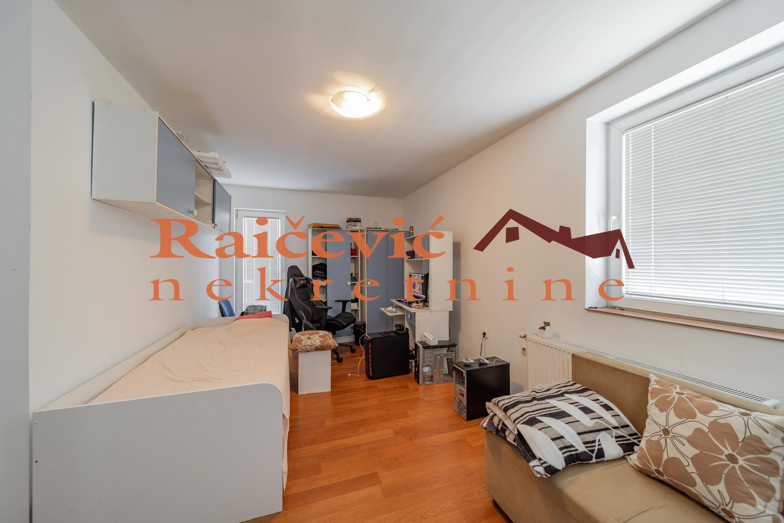 Kuća Prodaja Beograd Kuća Prodaja Beograd Resnik 260 m2