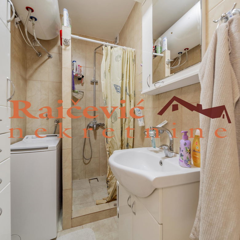 Trosoban stan na prodaju, Braće Jerković, Beograd, 69m², 209.000 €