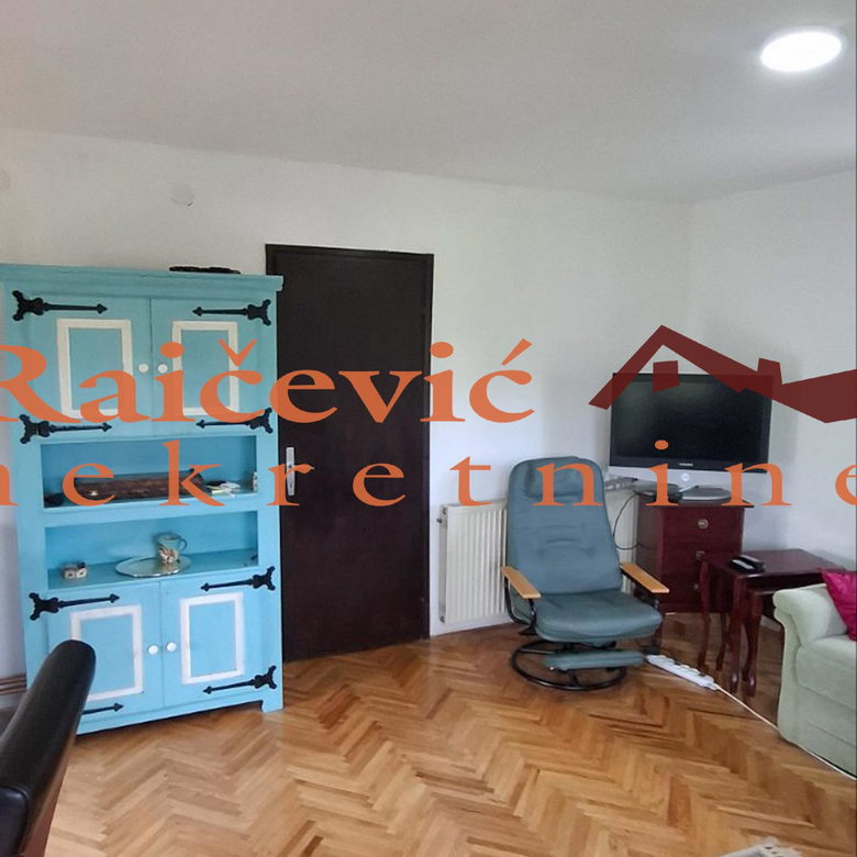 Kuća Prodaja   140 m2