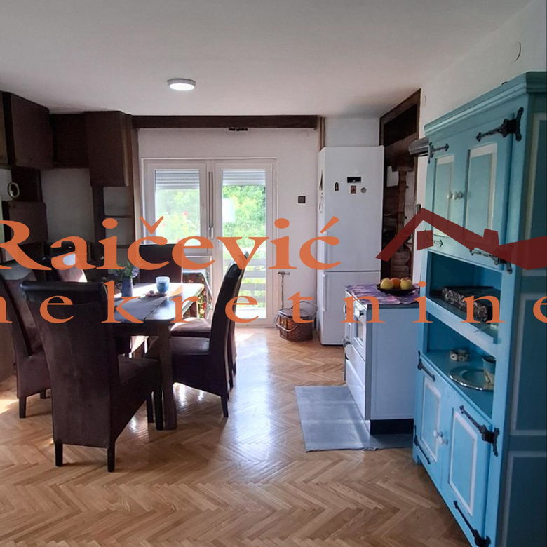 Kuća Prodaja   140 m2