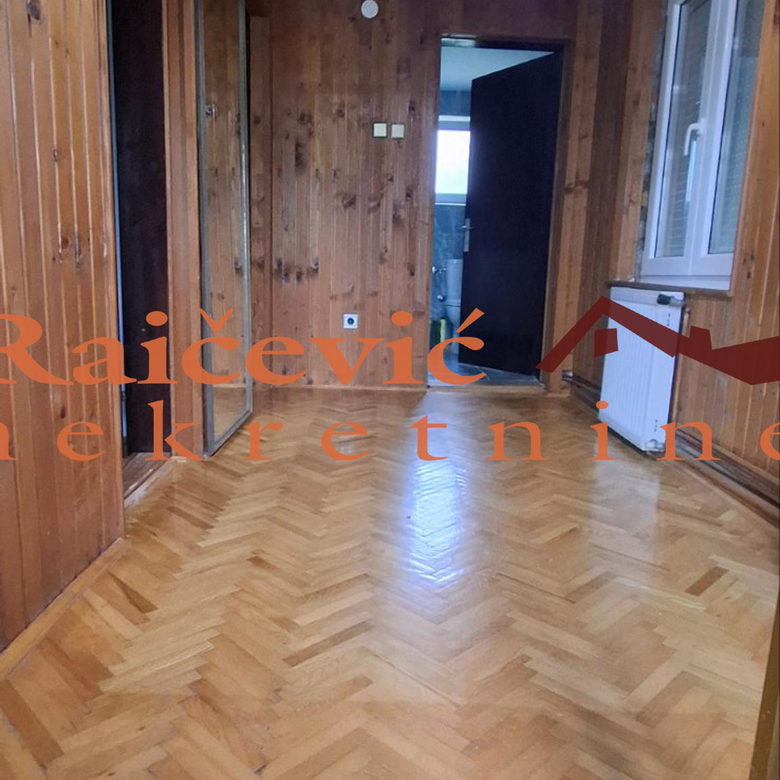 Kuća Prodaja   140 m2