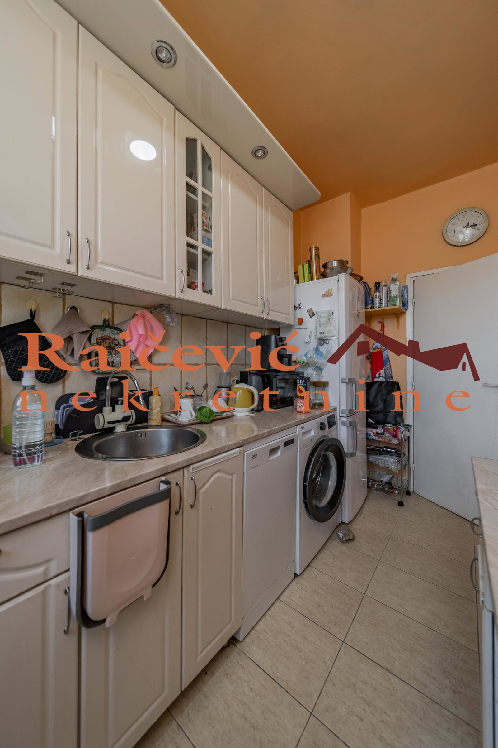 152019 Stan Prodaja Beograd Centar (Čukarica) 68 m2