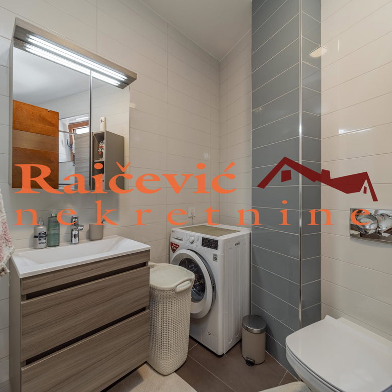 Četvorosoban stan na prodaju, Crveni Krst, Beograd, 87m², 389.000 €