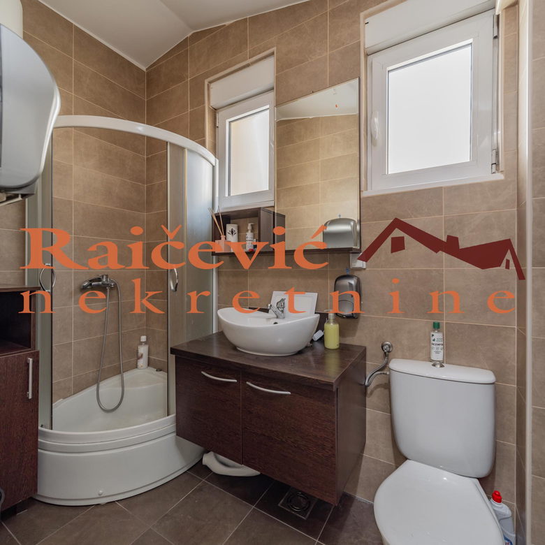 Petosoban stan na prodaju, Đeram Pijaca, Beograd, 118m², 6. sprat, 349.000 €